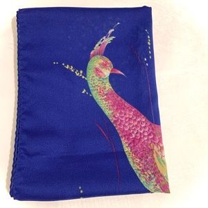 Scarf/Shawl with Peacock by IL MARE  59 x 50 NWOT